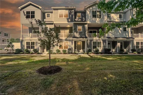 1111 Oneil Way #17, Virginia Beach, VA 23454
