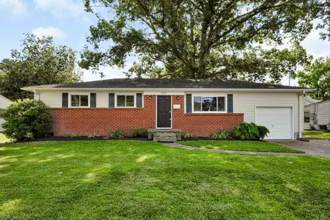 333 Appian Ave, Virginia Beach, VA 23452