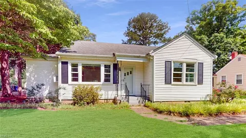 1324 Wilroy Rd, Suffolk, VA 23434