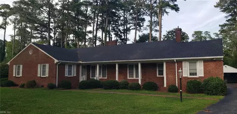 100 Sunset Dr, Franklin, VA 23851