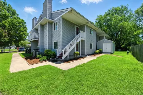 117 Roane Dr #C, Hampton, VA 23666