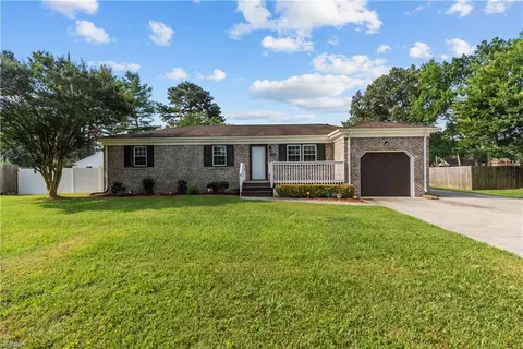 1425 Winfall Dr, Chesapeake, VA 23322