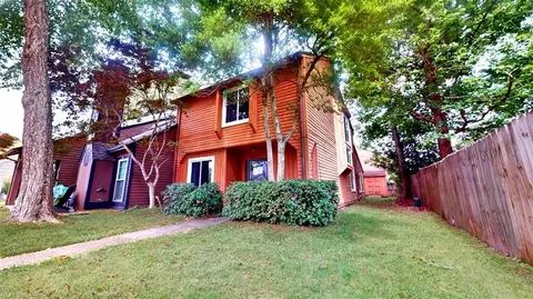4432 Silverleaf Dr, Virginia Beach, VA 23462