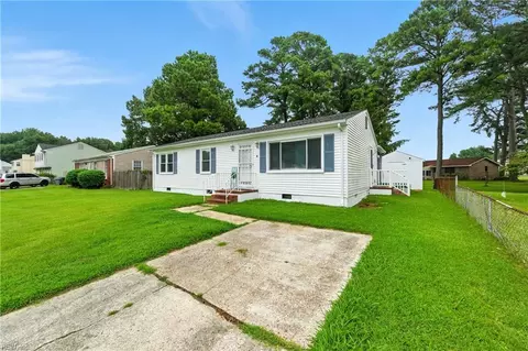 Other - 10 Watts Dr, Hampton, VA 23666 photo 2 of 7
