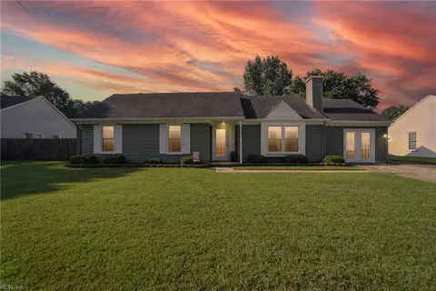 1245 Bells Mill Rd, Chesapeake, VA 23322