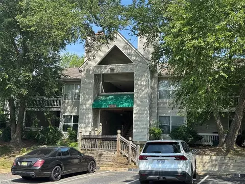3960 Appaloosa Ln #104, Newport News, VA 23602