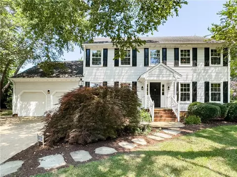 1201 Hartford Ct, Virginia Beach, VA 23464