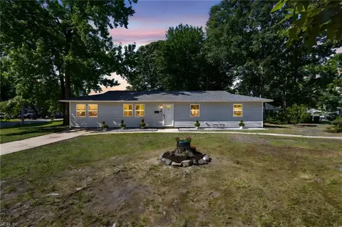 660 Bethune Dr, Virginia Beach, VA 23452