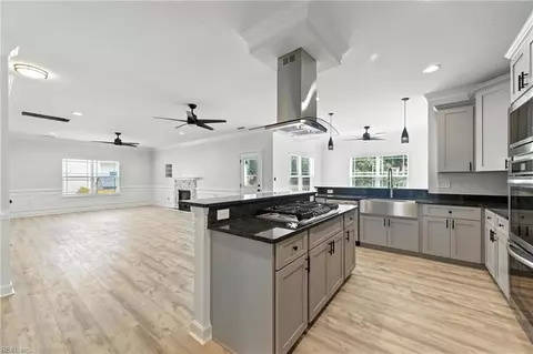 115 Pescara Ln, Newport News, VA 23601