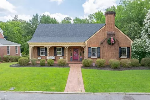 411 Battery Ave, Emporia, VA 23847