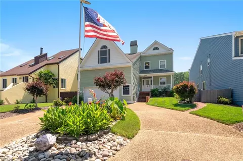 1148 Birdneck Lake Dr, Virginia Beach, VA 23451