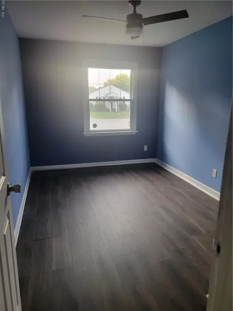 Bedroom - 403 E Constance Rd, Suffolk, VA 23434 photo 2 of 2
