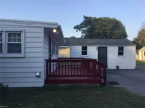 Exterior - 403 E Constance Rd, Suffolk, VA 23434 photo 3 of 5
