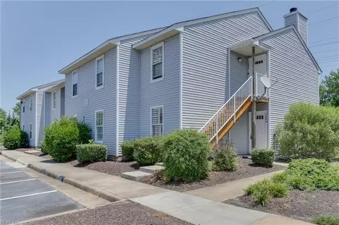 5684 Landfall Dr, Virginia Beach, VA 23462