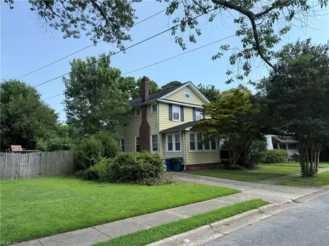 412 Blair Ave, Newport News, VA 23607