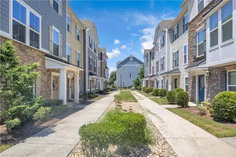 600 Grimes Way, Chesapeake, VA 23324