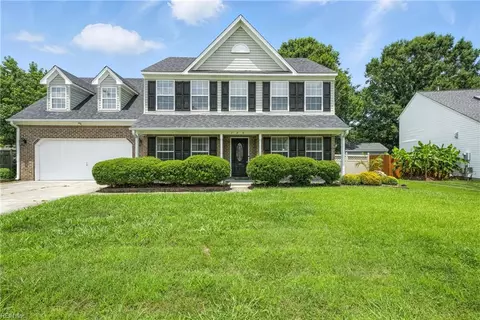 724 Indian Cedar Dr, Chesapeake, VA 23320