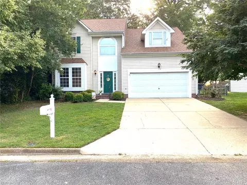 210 Southlake Pl, Newport News, VA 23602