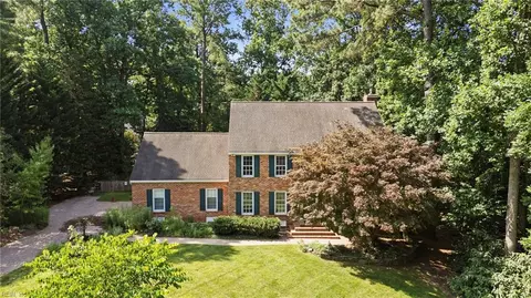 100 Martin Ct, Williamsburg, VA 23185