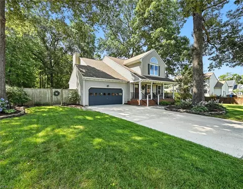 754 Remington Dr, Chesapeake, VA 23322