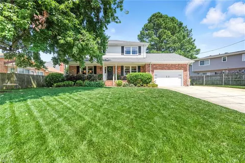 4704 Haygood Point Rd, Virginia Beach, VA 23455