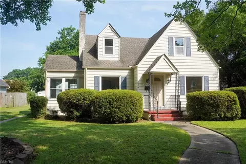 9525 Selby Pl, Norfolk, VA 23503