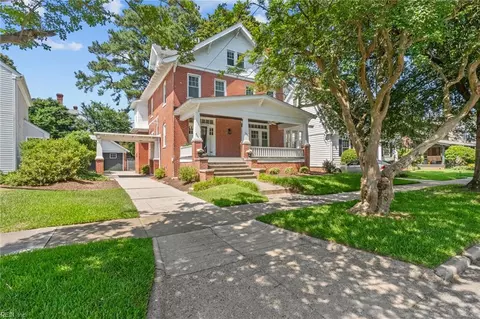 1046 Jamestown Cres, Norfolk, VA 23508