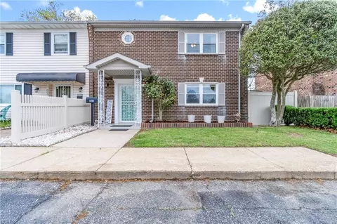 807 Cathedral Dr, Virginia Beach, VA 23455