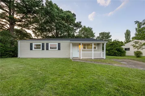 3209 Woodbaugh Dr, Chesapeake, VA 23321