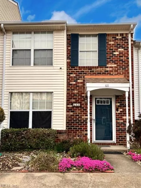 611 Nottaway Dr, Chesapeake, VA 23320