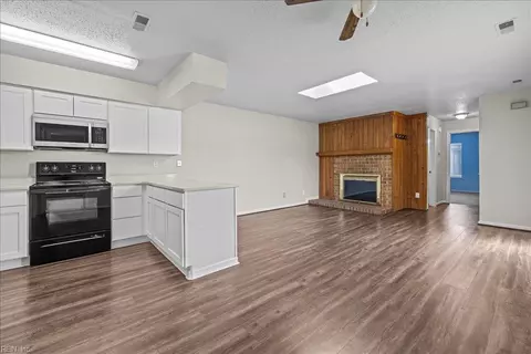 1150 Ocean Pebbles Way, Virginia Beach, VA 23451