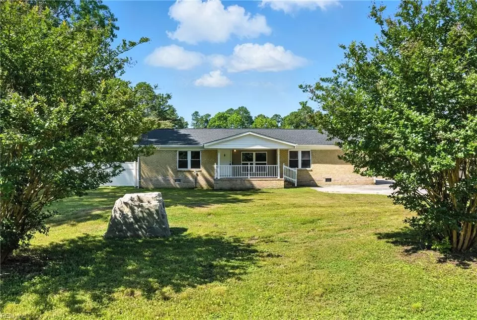 Exterior - 1086 Johnson Cir, Franklin, VA 23851 photo 1 of 5