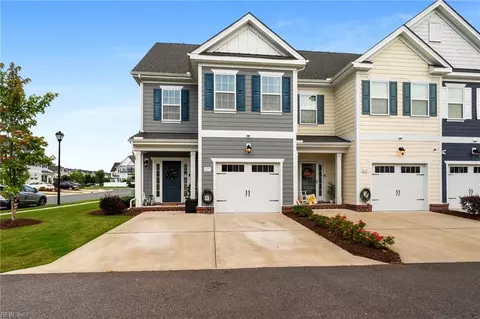 2117 Kearny St, Chesapeake, VA 23321