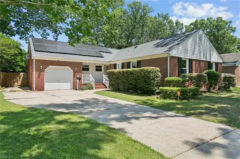 106 Artillery Rd, Hampton, VA 23669