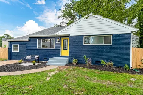 5568 Hatteras Rd, Virginia Beach, VA 23462