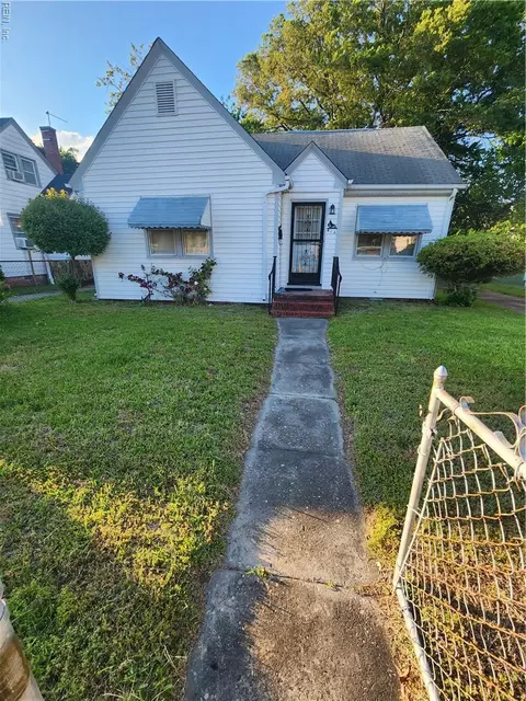 412 W 36th St W, Norfolk, VA 23508