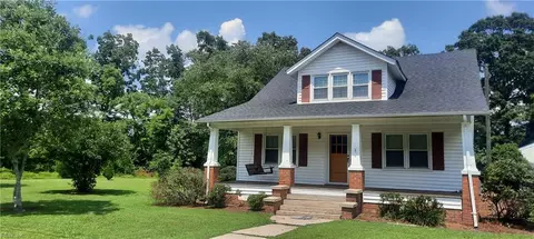 27035 Colosse Rd, Isle Of Wight County, VA 23315