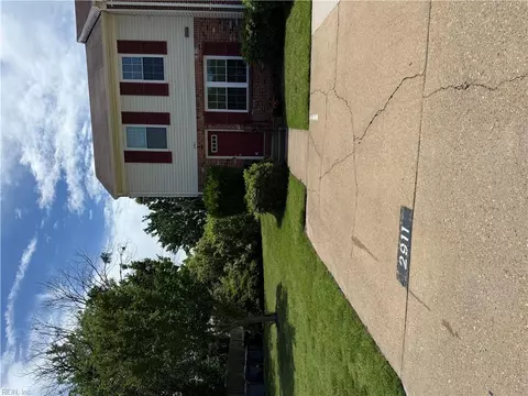 2911 Szetela Ct, Hampton, VA 23666