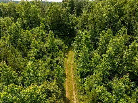 138 Ac Dutton Rd, Gloucester, VA 23061 photo 35
