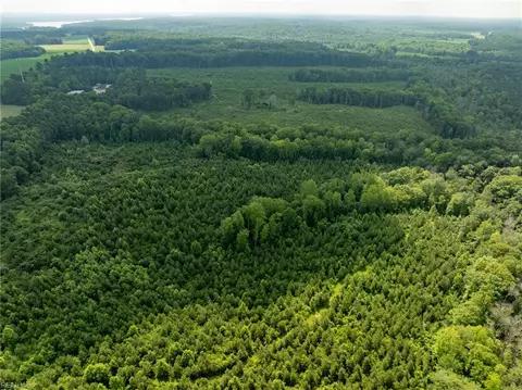 138 Ac Dutton Rd, Gloucester, VA 23061 photo 27