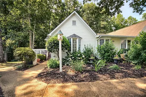 5317 Highgate Grn, Williamsburg, VA 23188