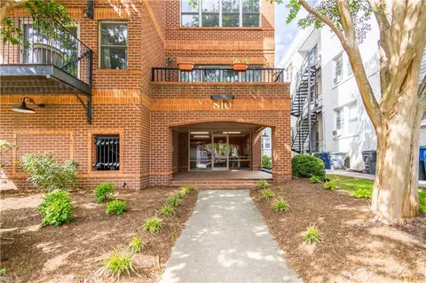810 W Princess Anne Rd #303, Norfolk, VA 23517