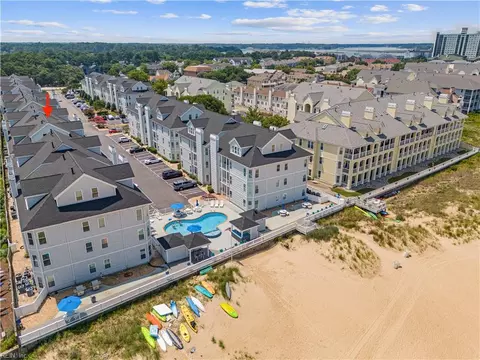 2312 Beach Haven Dr #303, Virginia Beach, VA 23451