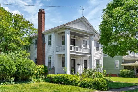215 Mount Vernon Ave, Portsmouth, VA 23707