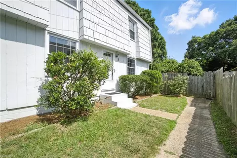 112 88th St #B, Virginia Beach, VA 23451