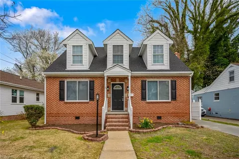 138 Lenox Ave, Norfolk, VA 23503