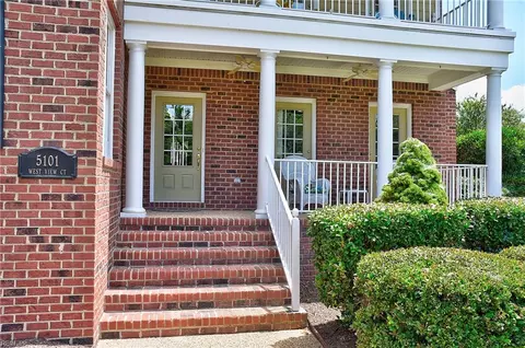 Exterior - 5101 W View Ct, Suffolk, VA 23435 photo 2 of 9