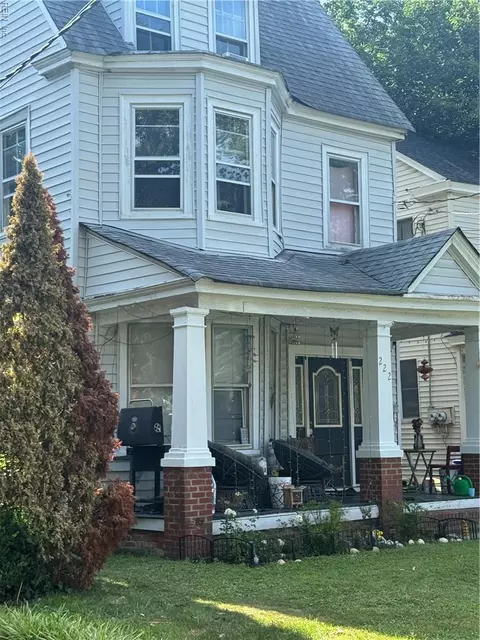 222 Maryland Ave, Portsmouth, VA 23707