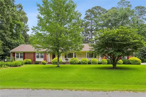 205 Old Dominion Rd, Yorktown, VA 23692