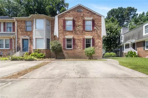 4309 Manchester Ln, Chesapeake, VA 23321